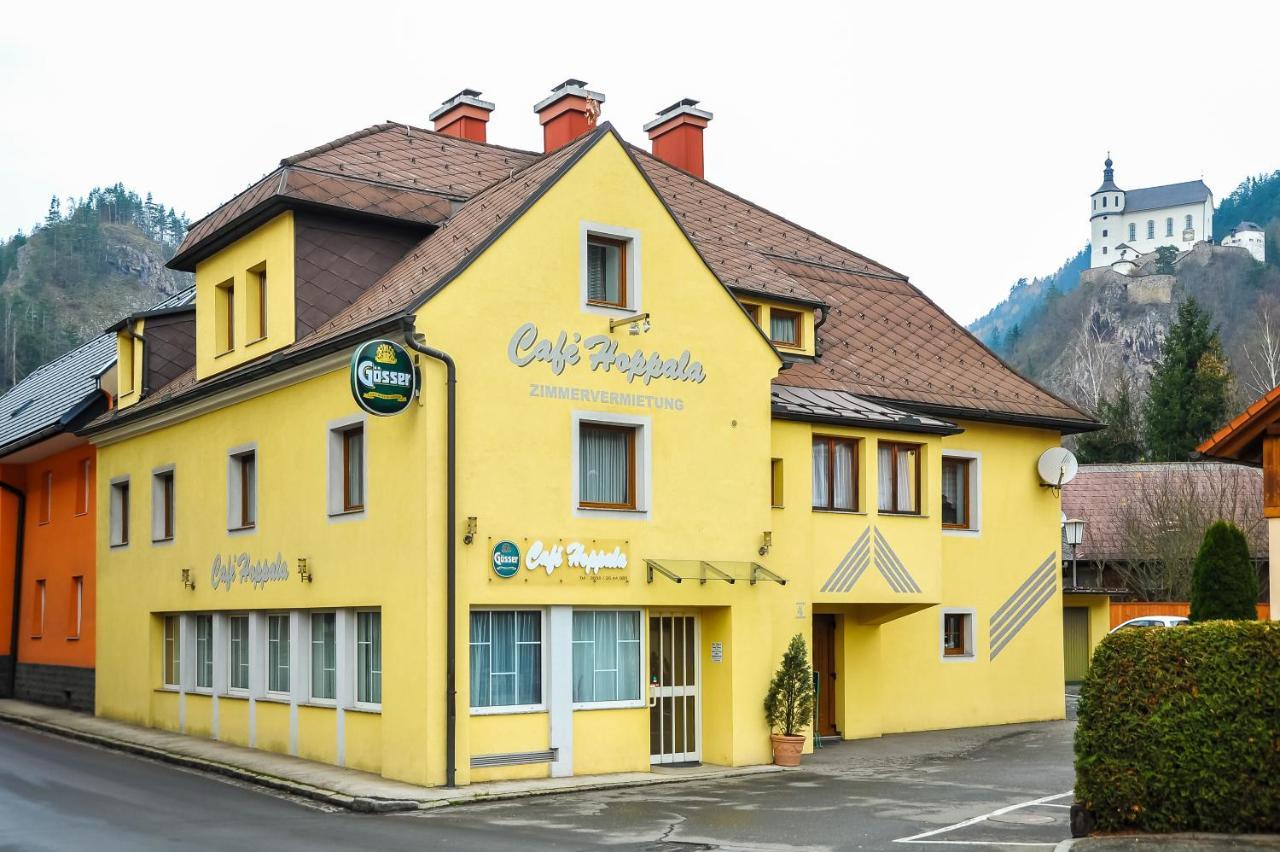 Cafe Hoppala Bed & Breakfast Sankt Peter-Freienstein Eksteriør bilde